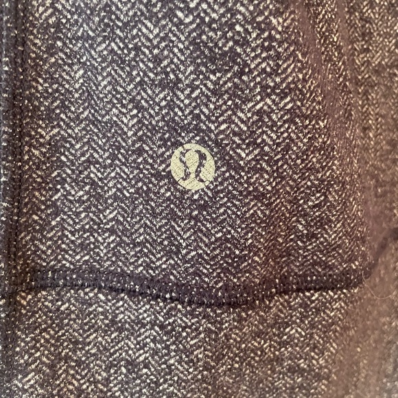Lululemon Daily Yoga Herringbone Dark Swan Full Zip Size 6 Jacket Sweatshirt Top - Picture 5 of 6